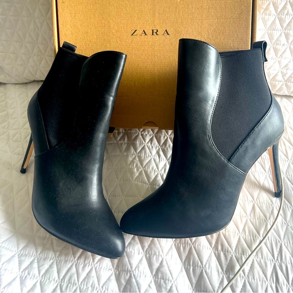 Zara heeled ankle boots - Picture 1 of 2